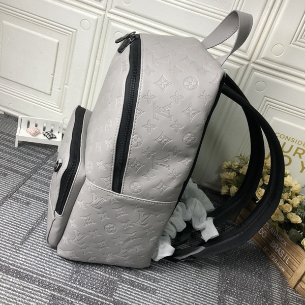 ルイヴィトンバッグ背面デザイン